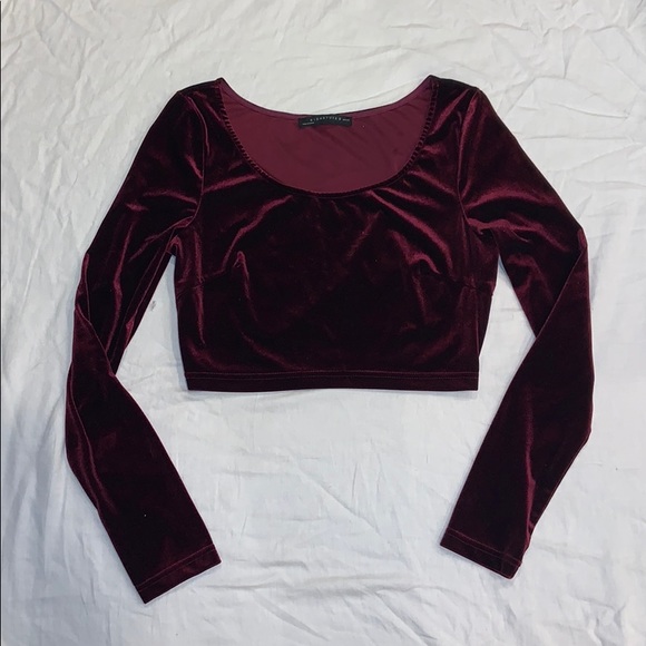 Velvet Set - Picture 2 of 3